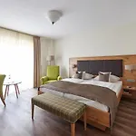 Fetzers Landhotel 4* Ingelheim am Rhein