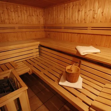 フェッツァース ラントホテル ホテル 4*