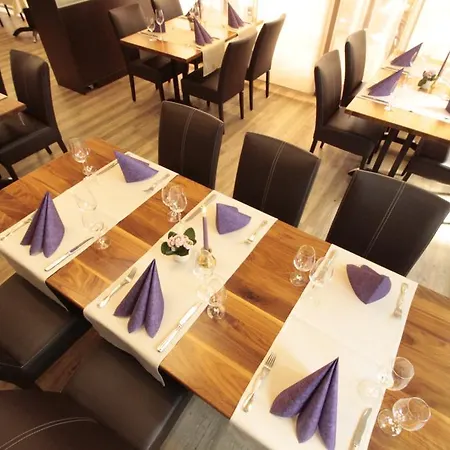 Hotel Fetzers Landhotel 4*